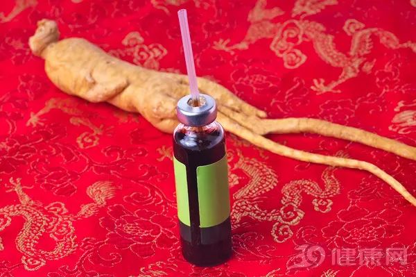 成分加工而成的,也有不少保健品添加了药物成分,如人参,何首乌,鹿茸等