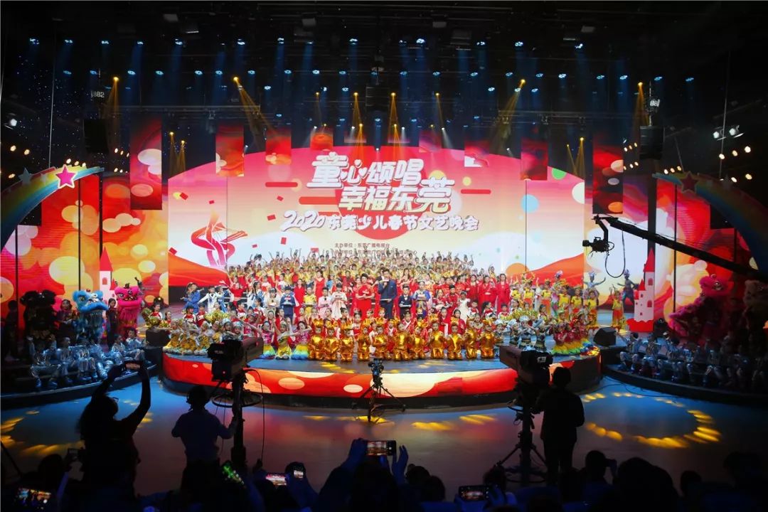 少儿栏目《快乐童星》顶尖高校联手造星一流实践教学平台语言类,音乐