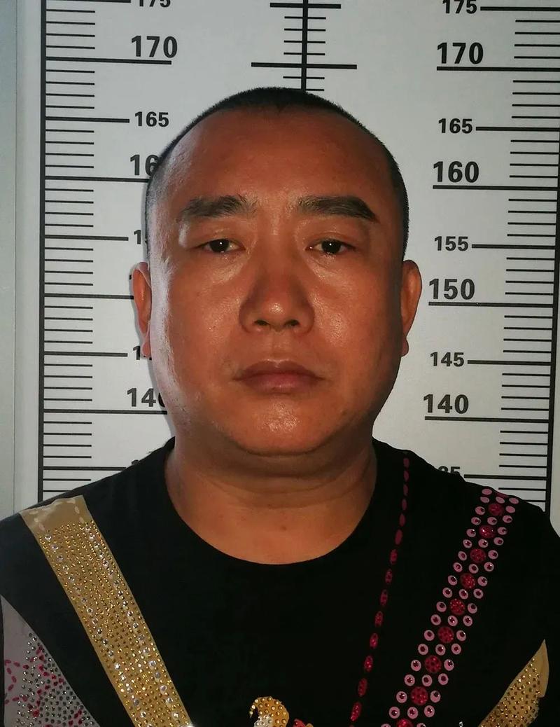 正文   13590893553(顾警官)   13590893528(陈警官)   13590893586