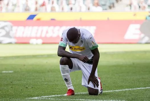 全球十多国为弗洛伊德之死抗议,美国之外的声音是什么?|示威|游行|特