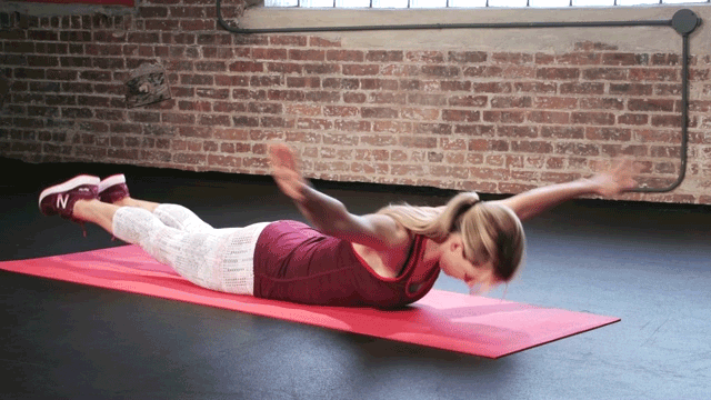 常练这 12 个虐腹动作,"马甲线"你也可以有!