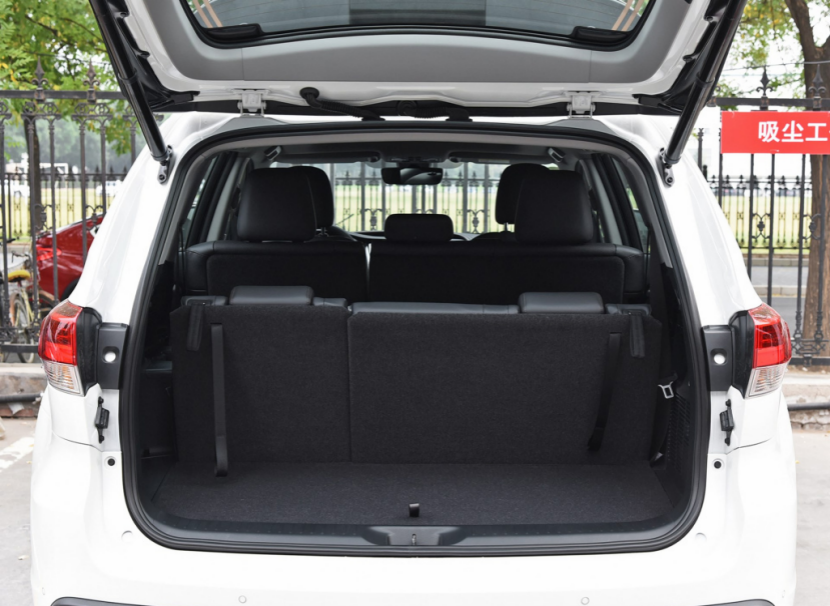 30多万7座豪华大尺寸SUV！比汉兰达和途昂更值吗？