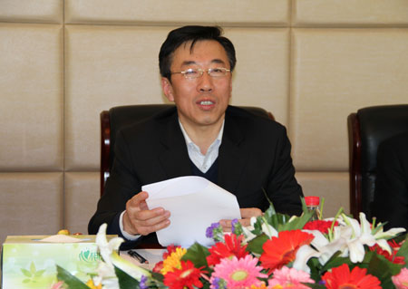 山西阳泉煤业原副董事长白英被决定逮捕,曾任任阳泉矿务局副总会计师