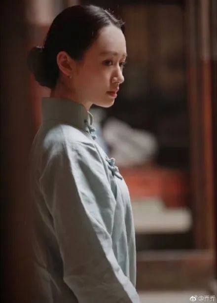 还记得《一不小心爱上你》中的季芬芳吗?她现在长这样