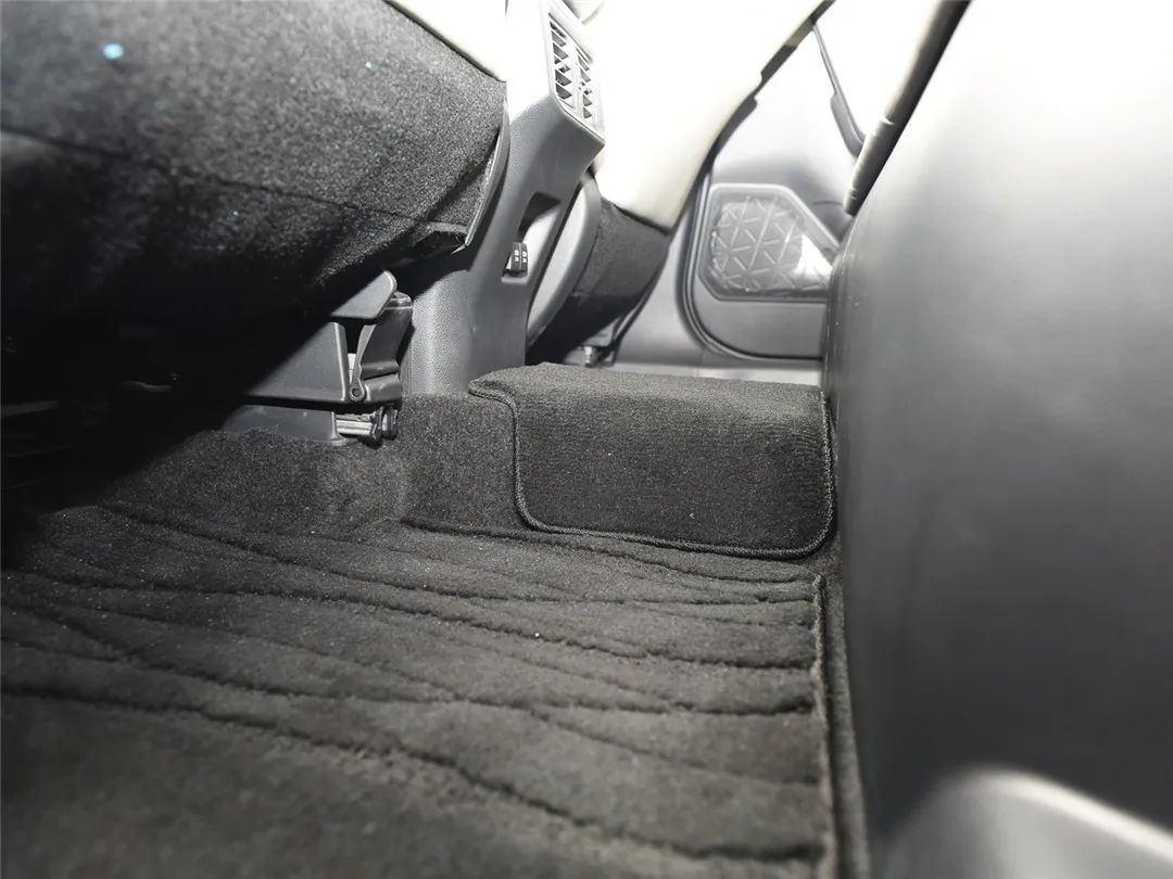 豪华，高级，省油，耐用，两田当红SUV该买谁？