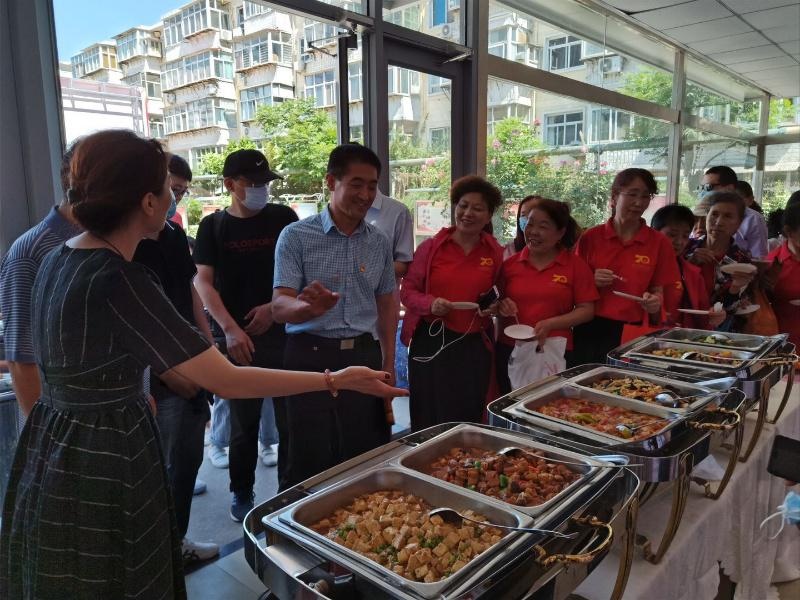 聚焦“互联网+养老助餐配餐”服务，他们解决了老人的“吃饭”难题