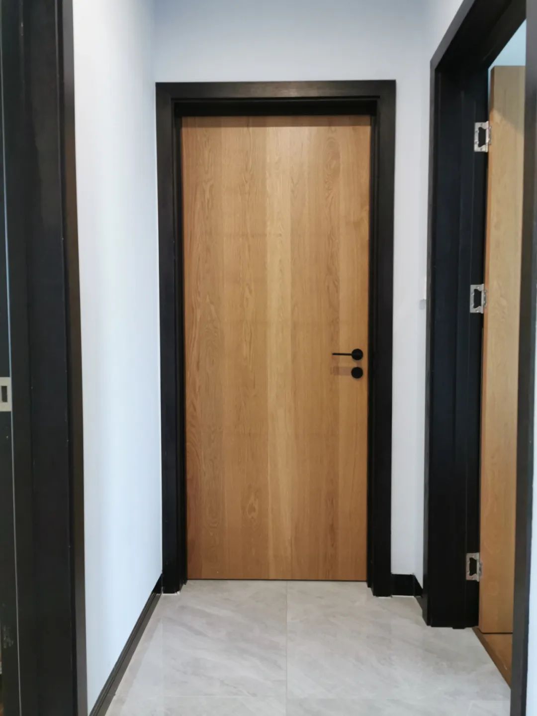 房门颜色怎么选?看看这些搭配要点,装修效果更高档!