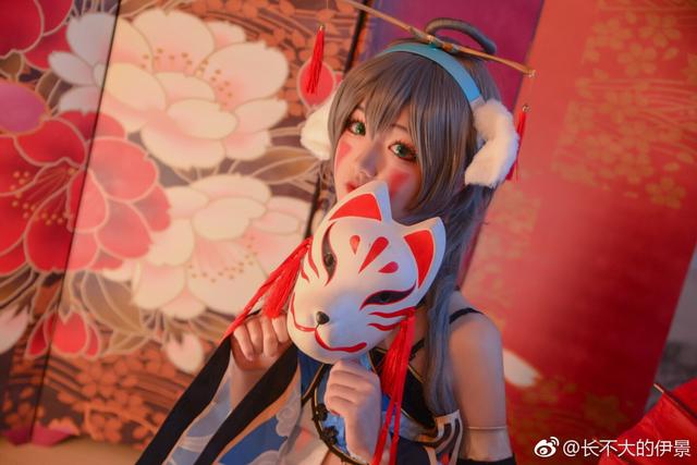 洛天依山海经饕餮cosplay