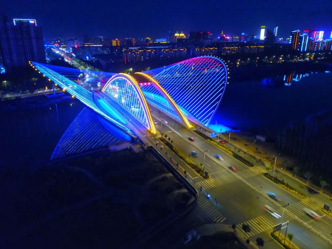 行过的每一座桥都是银川独特的风景
