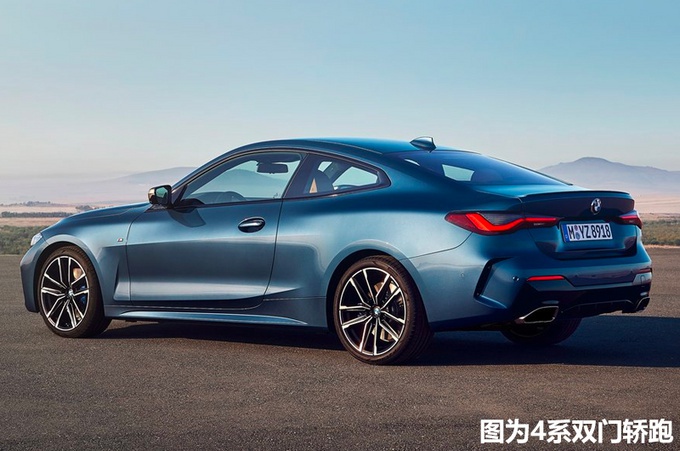 宝马“3系轿跑”谍照曝光，大格栅上路回头率超高，30万觉得值了