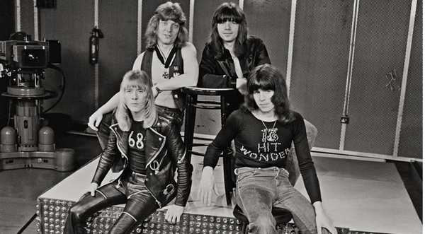 纪念银河护卫队磁带上最好听的歌就是这支乐队唱的