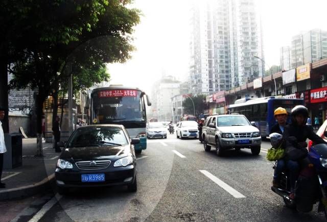 “禁止长时间停车”，这里的“长时间”到底是多久？