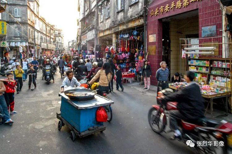 80年代“潮汕摆摊”珍贵旧照！带你见证地摊的发展史！