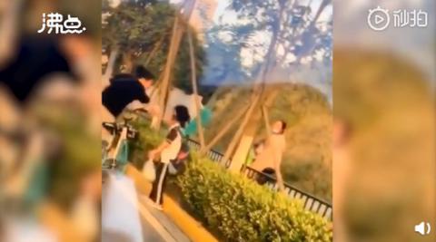 不知本石问题卫健委回期3期持企业抢香港心薇