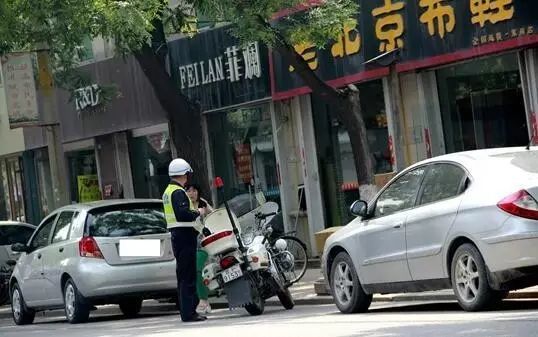“禁止长时间停车”，这里的“长时间”到底是多久？