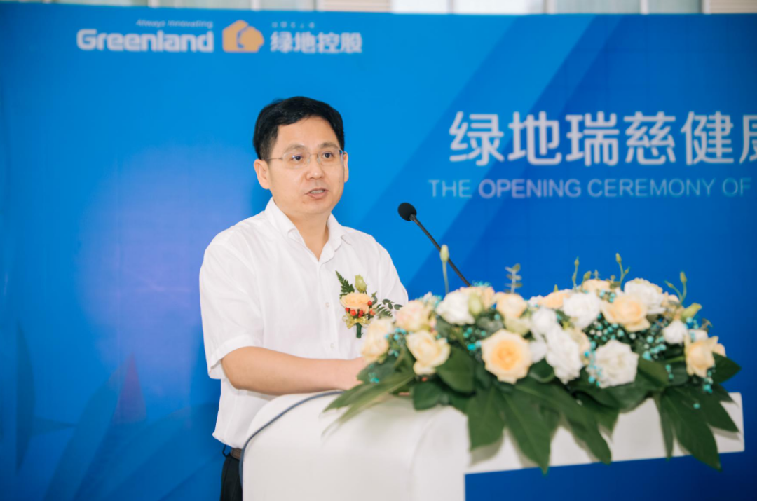 仪式上,绿地控股集团江西区域管理总部常务副总经理李景斌表示,当前