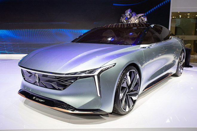 造型极具未来感 一汽奔腾全新概念车正式亮相