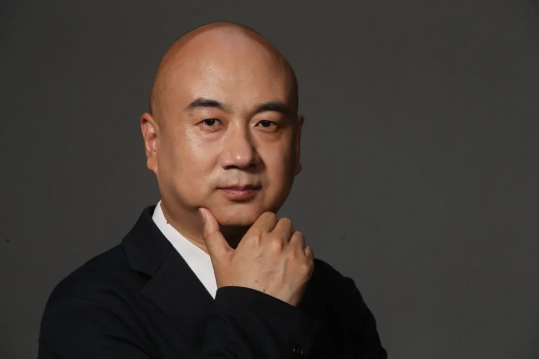 罗曜是"快乐的蛋"的ceo,人称"蛋哥",他说当初进入这个行业,实属偶然.