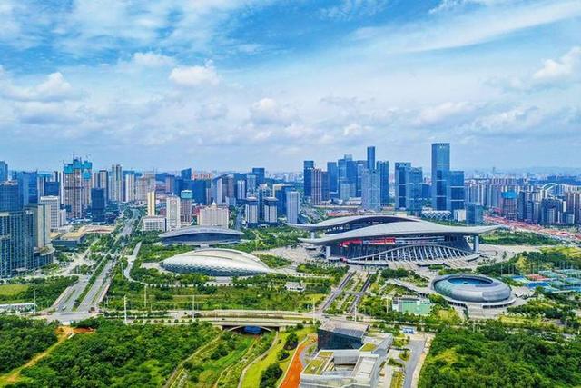 我国公认最干净的两座城市,南北分布,干净程度令人佩服