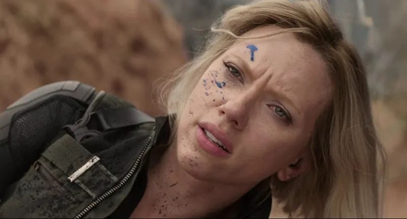 黑寡妇重逢浩克「删减镜头」曝光,她想伸手安抚绿巨人惨遭拒绝68