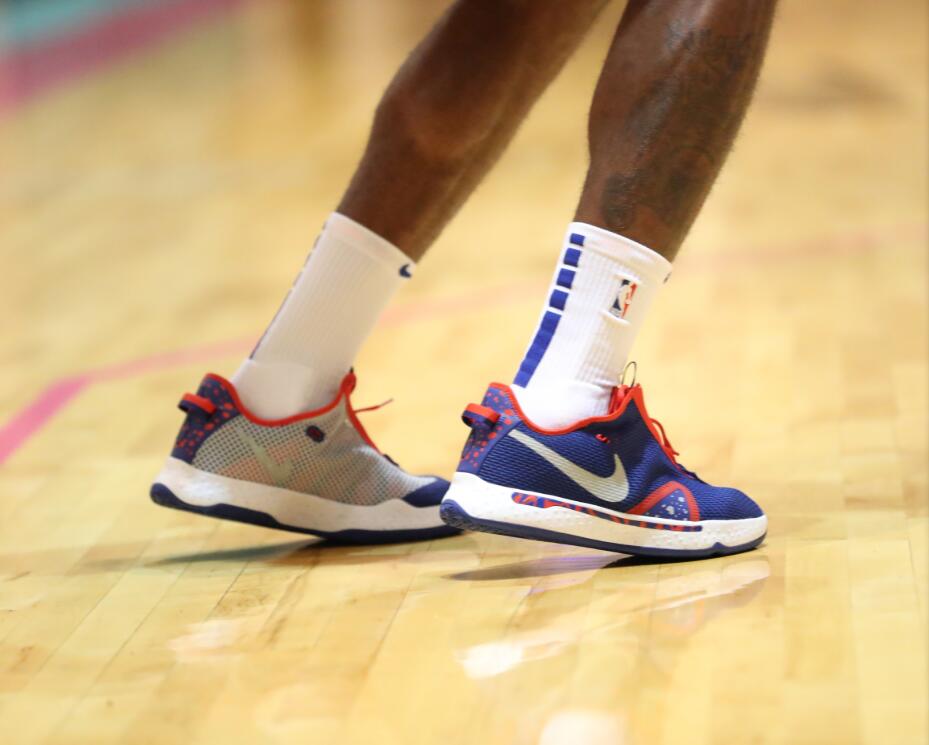 快船举办首次训练,乔治穿pg4代路威穿匹克