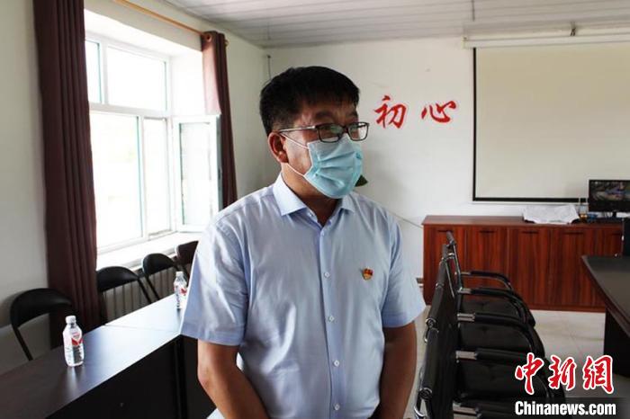 驻村书记的"故土"情怀:重返乡村扶贫