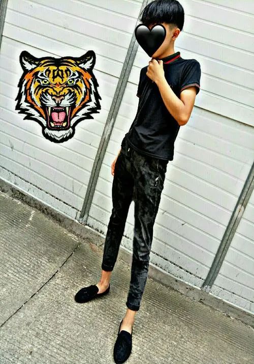 兴风作浪的精神小伙来了比大妈大爷更狂野