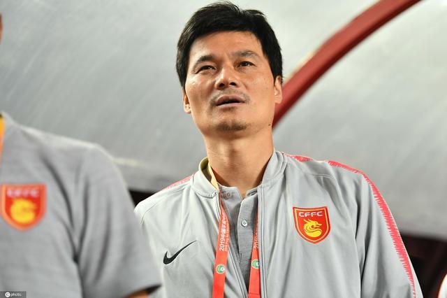 有点幼稚……李毅回应王兴足球言论:不评论,卸载美团