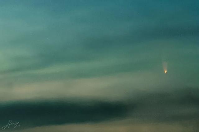 候“慧”有期！千年旅客，超亮双尾彗星光临地球