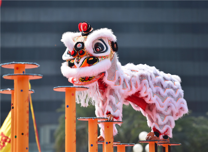 “东方狮王”正在苏醒|舞狮|舞狮队_新浪新闻