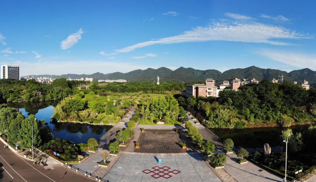 2020全国临床医学大_大附院2020届临床医学专业本科留学生顺利毕业