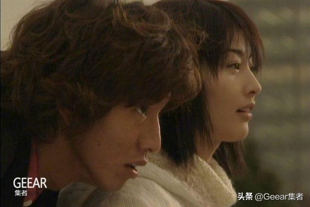 常盘贵子在 1990 年代可是公认的日剧女王,于《恶魔之吻》中初试啼声