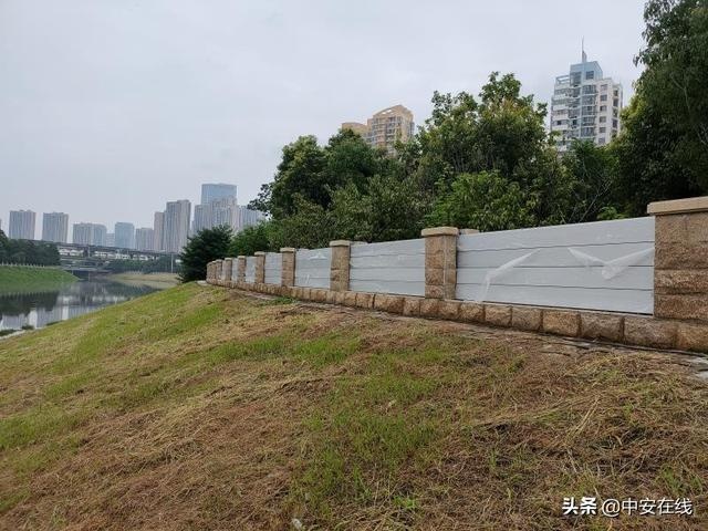 可移动,可拼拆 合肥南淝河装上这种防洪墙(图)|合肥市|抗洪_新浪新闻
