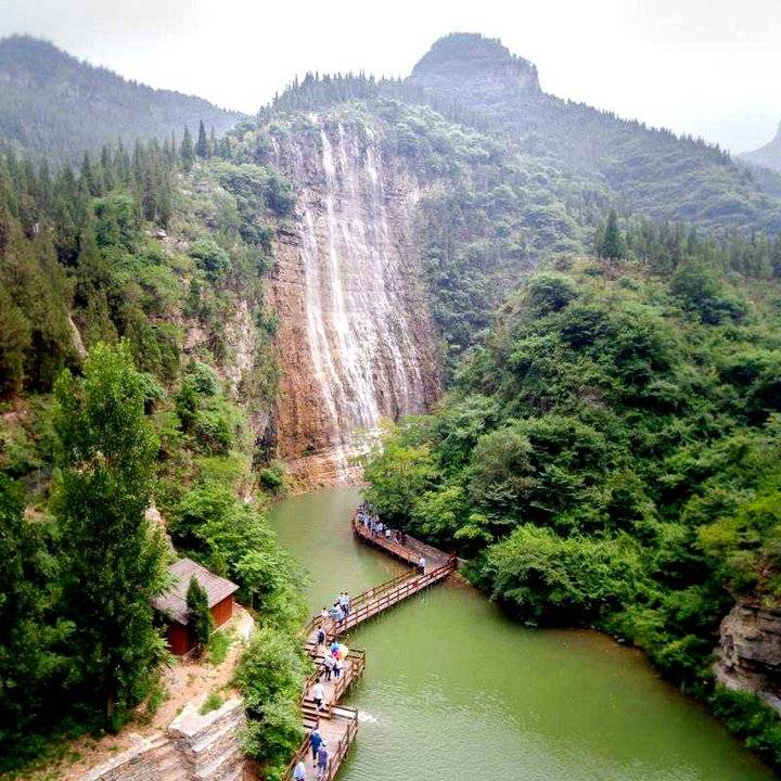 青州十景|天雨击鼓，远眺连绵山峦 俯瞰亭下深潭碧水