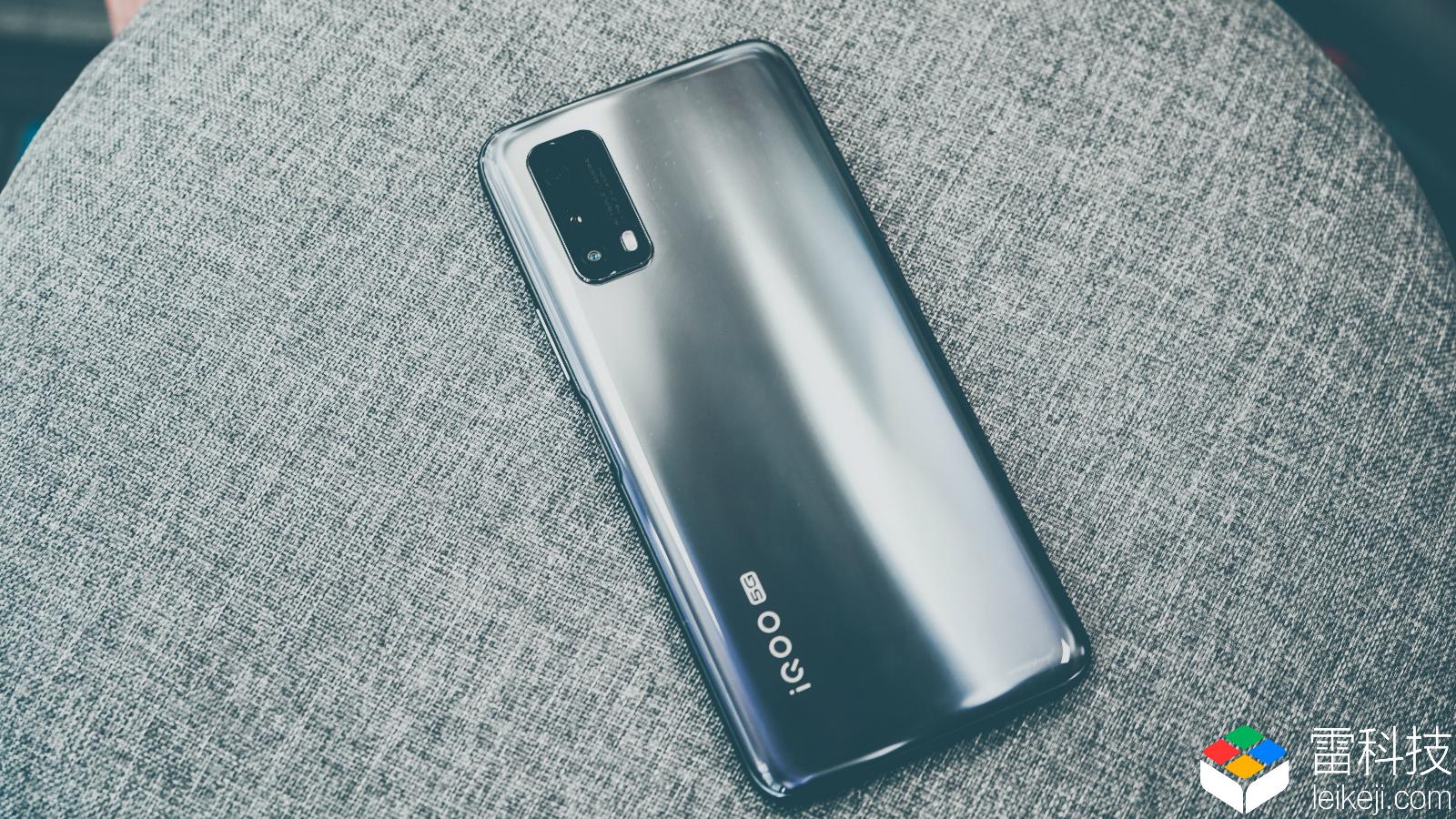 iqooz1x评测2000元价位段的续航小钢炮