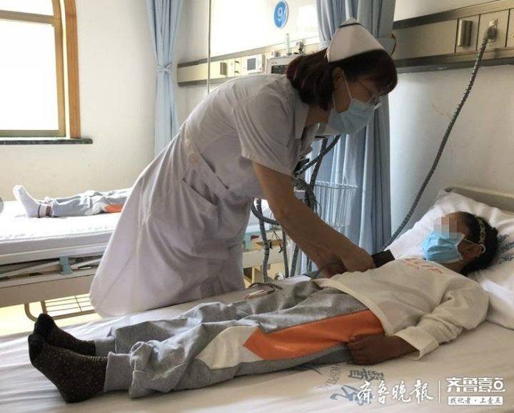 烟台医生千里护送,仨藏族先心病女孩带羊腿糌粑来烟免费手术