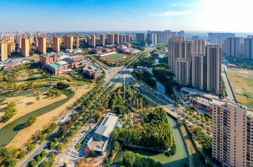 台资云集的昆山花桥国际商务城地处苏沪交界处,是江苏省首个以现代