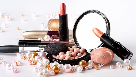 消费复苏急先锋：6月化妆品零售额大增20.5%