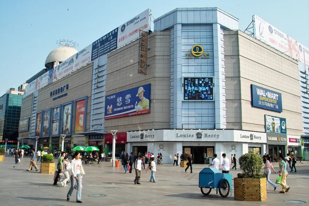 全面启动未来青岛这个地方将开启夜plus模式终于又又又可以嗨起来了