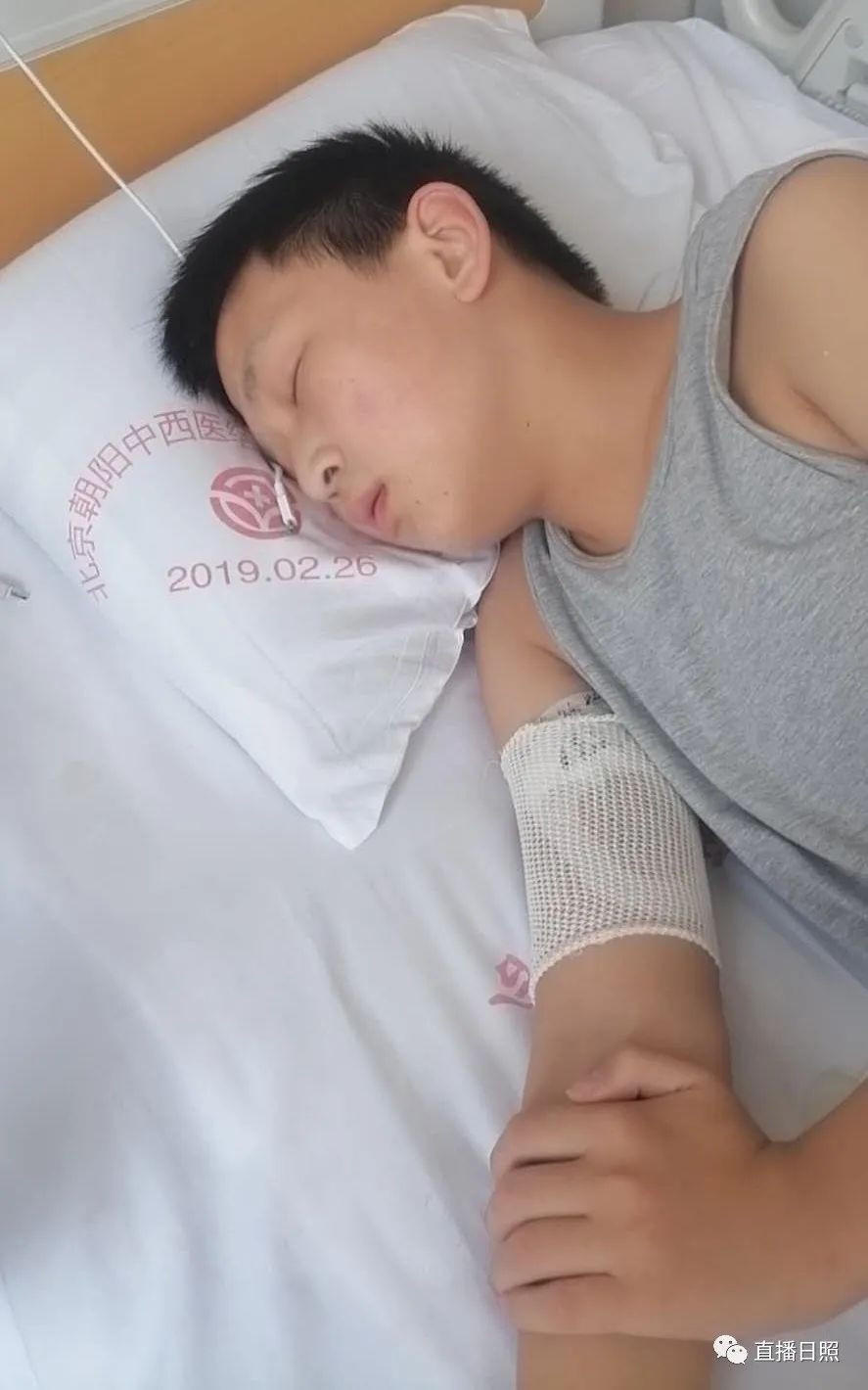 日照12岁男孩腿疼睡不着,一查竟是这种病!一起帮帮他!