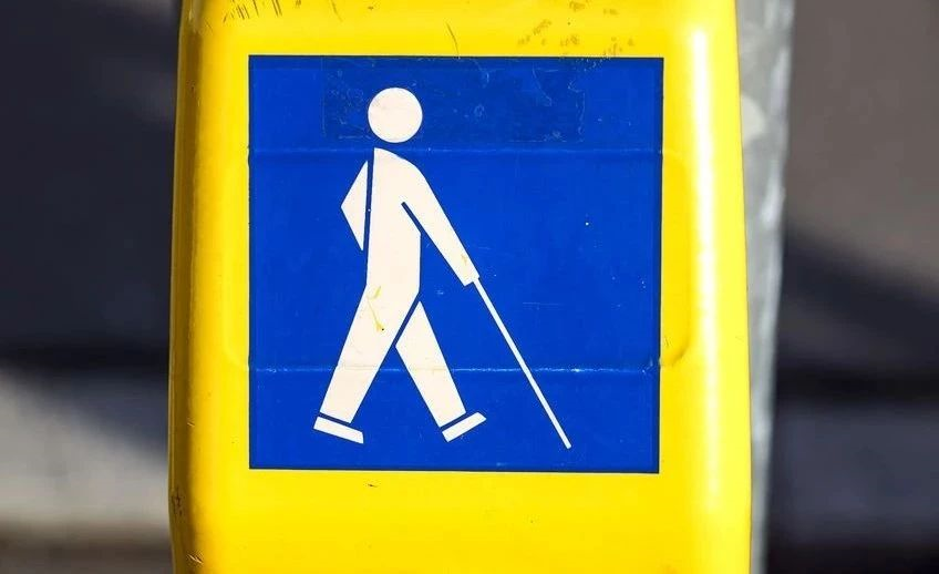 封面报道 | "我不是全盲,但在盲道上摔过跤"