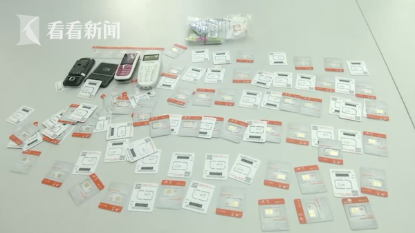 女了猜一成语是什么_看图猜成语,难倒好多学生的成语,一起来猜猜吧