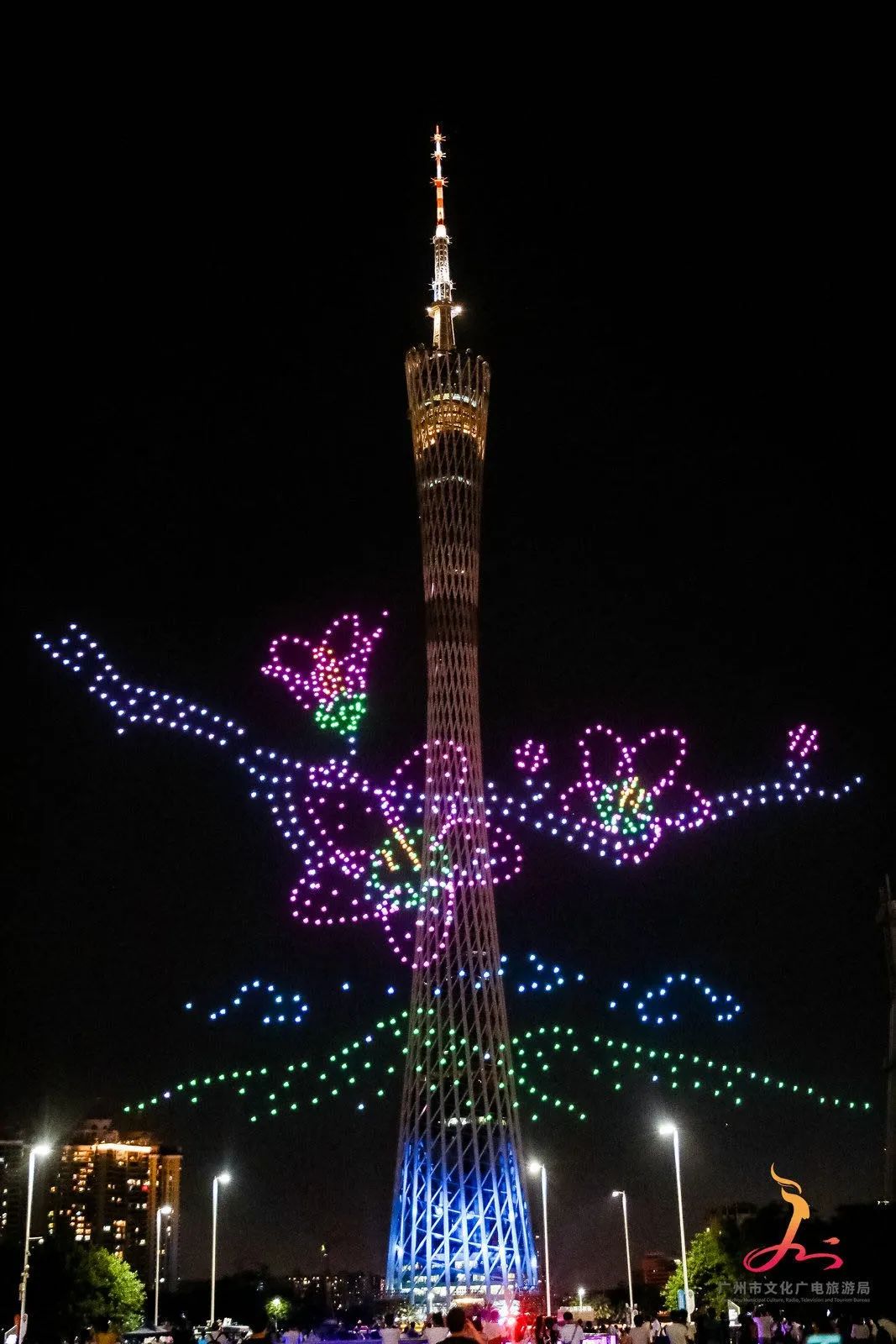 昨晚,广州发出最高邀请!这一幕太炸了!