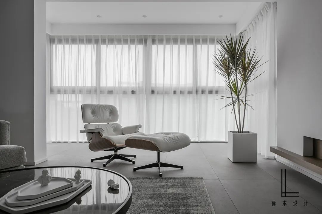 168㎡现代简约,高级灰白配,安静优雅的空间,令人舒适从容