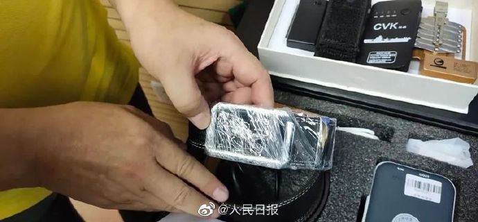 钞票可能正在偷拍你，广州警方缴获1万多套偷拍设备
