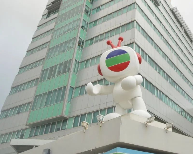 据了解,施匡翘近日多次到tvb将军澳电视广播城做访问和宣传.