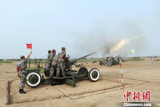 地摊经济复兴:成都增就业十万 有人摆摊3小时收入3百