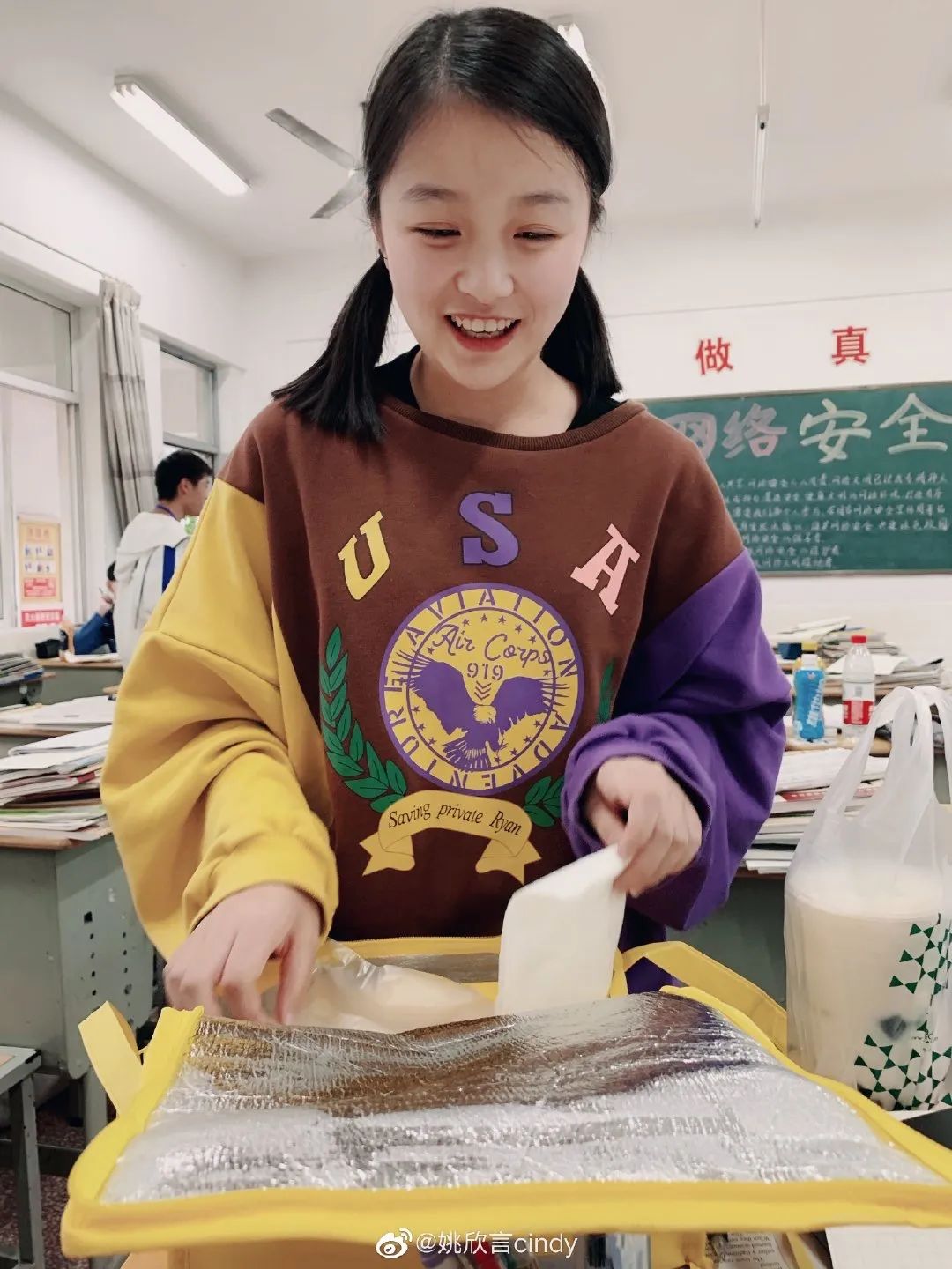 的都会,懵的都对～最后一句今日份冷知识:饰演小安生的演员李昊芳是芒