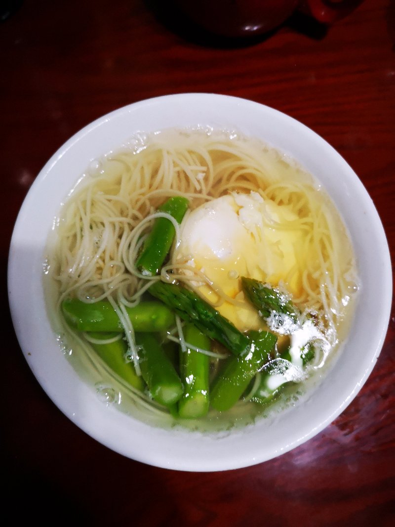 姥姥做的挂面活泼鸡蛋,让我难以忘怀