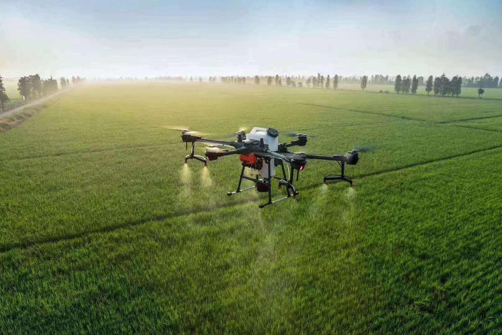 植保无人机成创业农场种植户夏管"好帮手"|植保无人机|种植户|农场_新